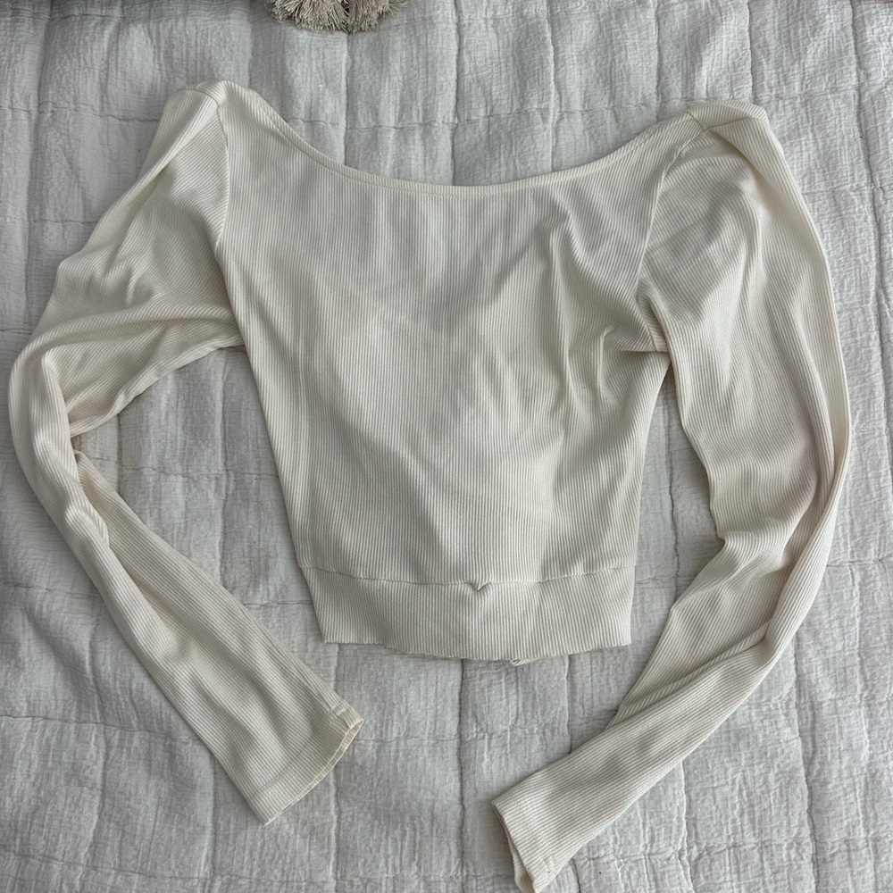 vestique Cream Ribbed Scoop-Neck Long Sleeve Top